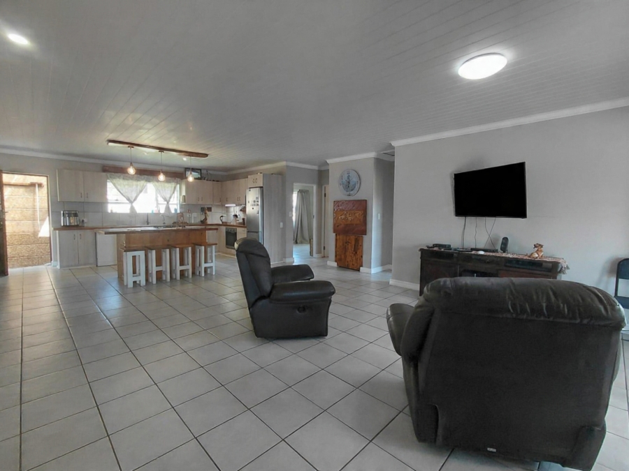 3 Bedroom Property for Sale in Stilbaai Wes Western Cape